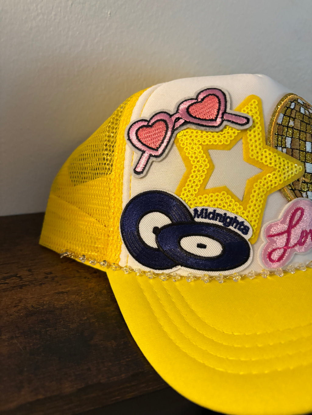 kids Swifty fan trucker hat